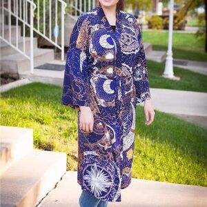 Litjoy Limited Edition Cloak of Invisibility Robe. Harry Potter Inspired. OS.